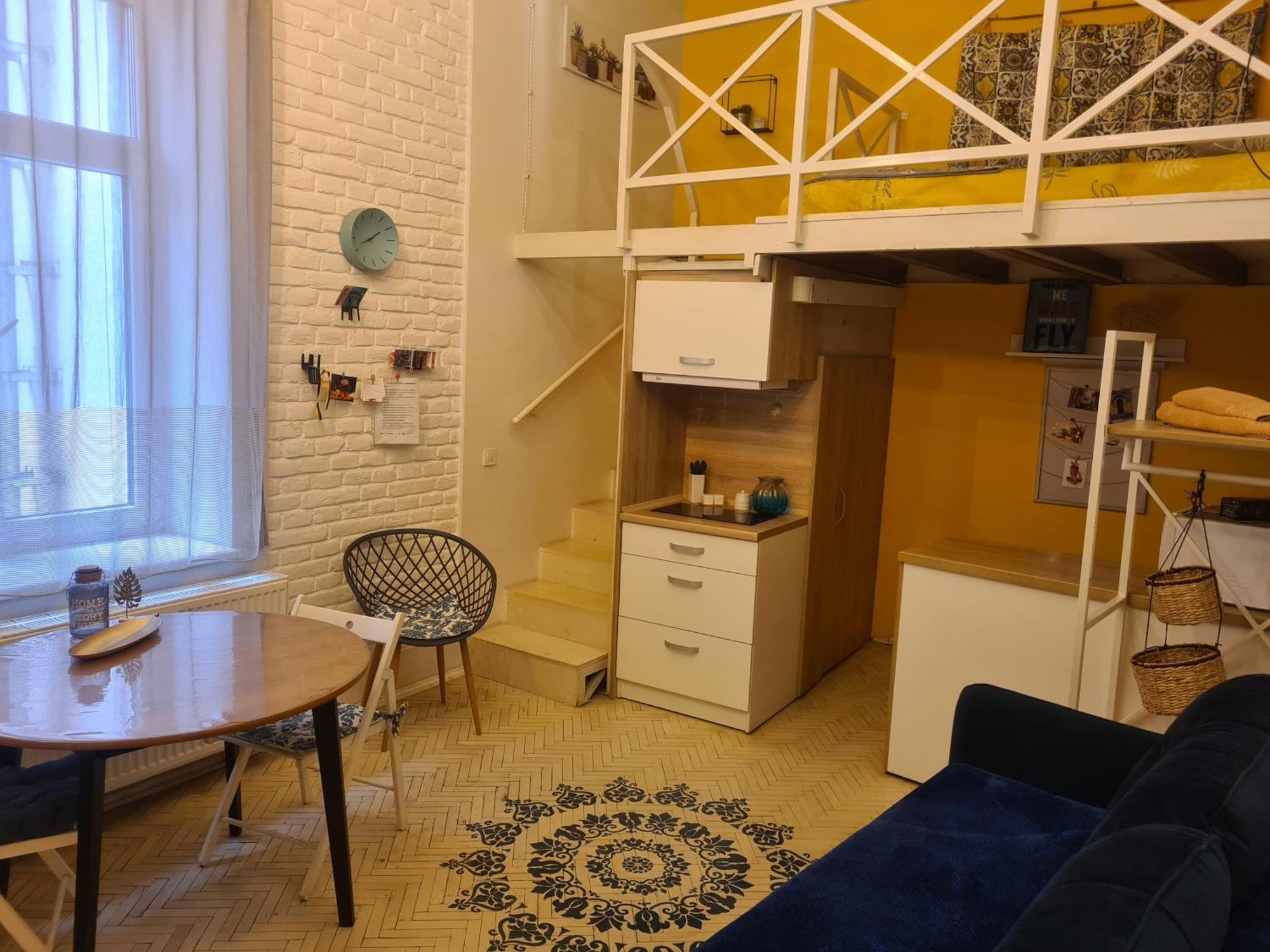 Style Loft Apartment Lviv Bagian luar foto